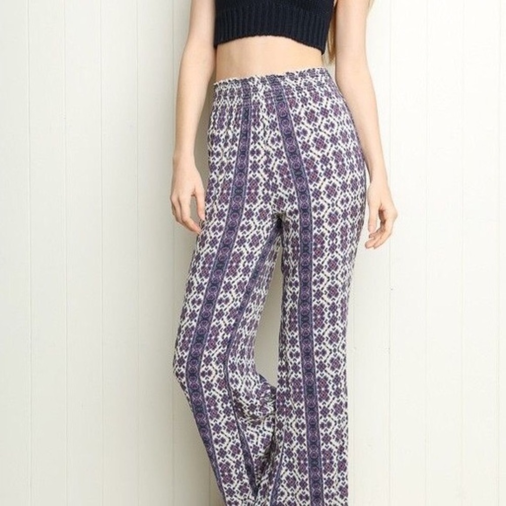 Brandy Melville Flowy Patterned Pants